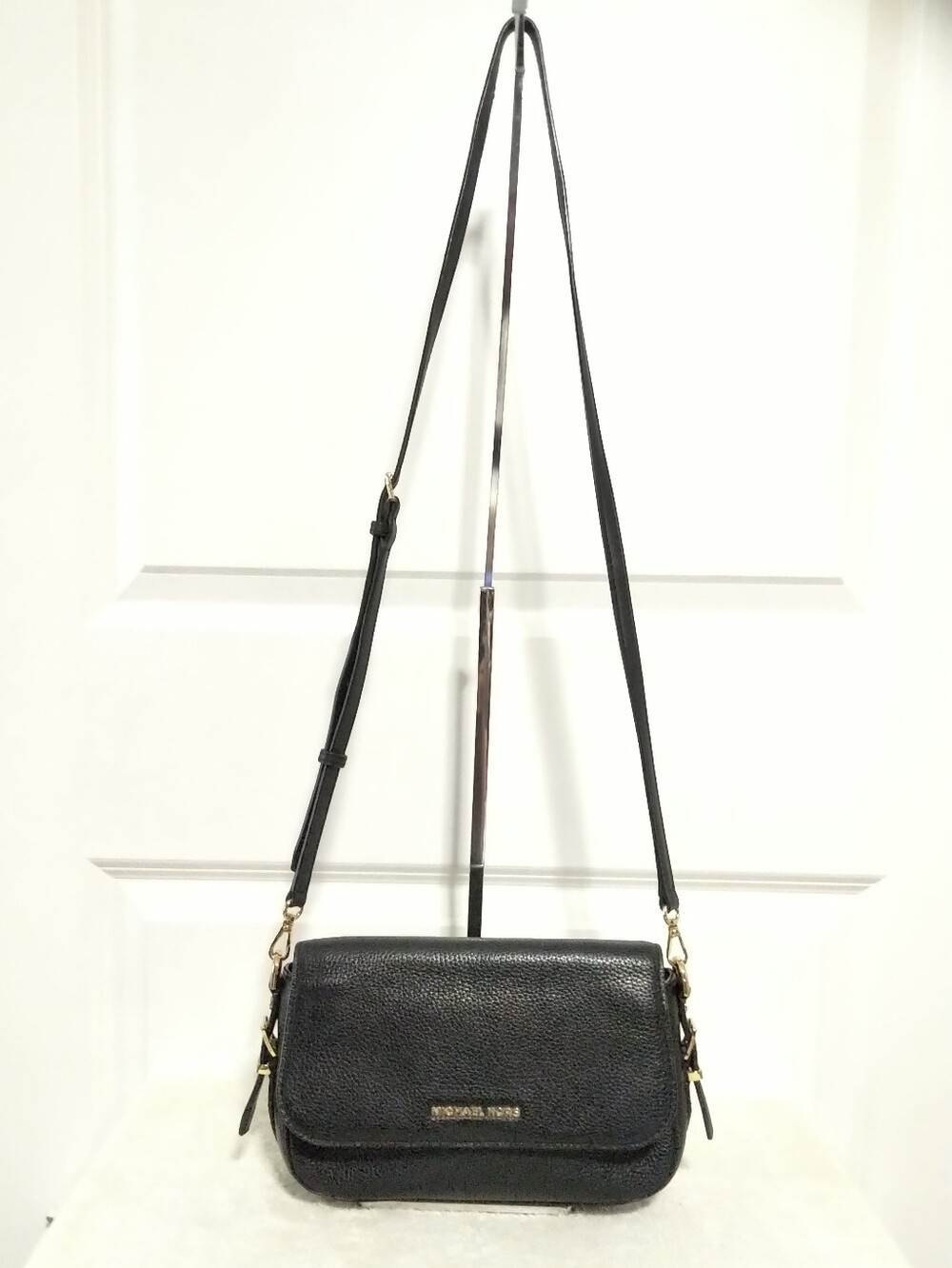 BRAND NEW Michael Kors Black Pebbled Leather Flap Crossbody Bag